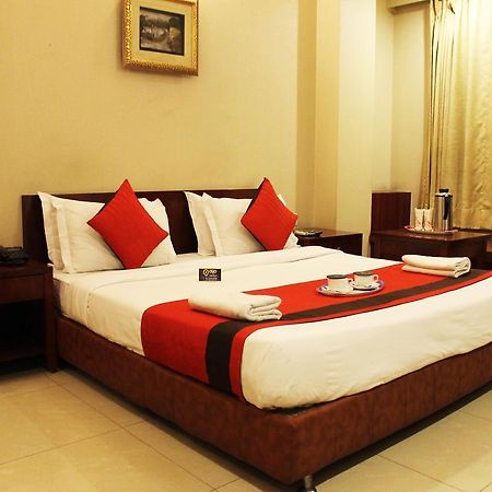 Oyo Premium Kaushambi Hotel Indirapuram Luaran gambar