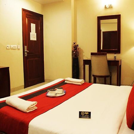 Oyo Premium Kaushambi Hotel Indirapuram Luaran gambar